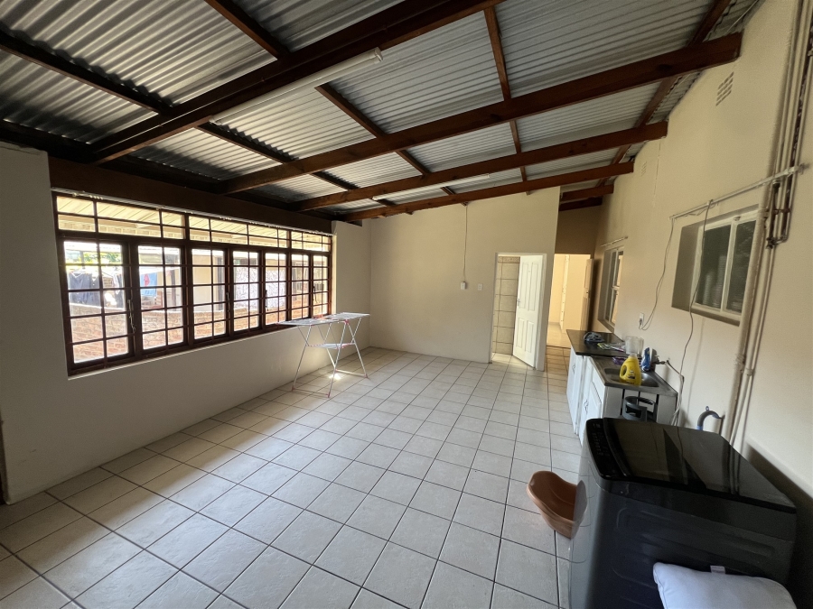 4 Bedroom Property for Sale in Berea Eastern Cape